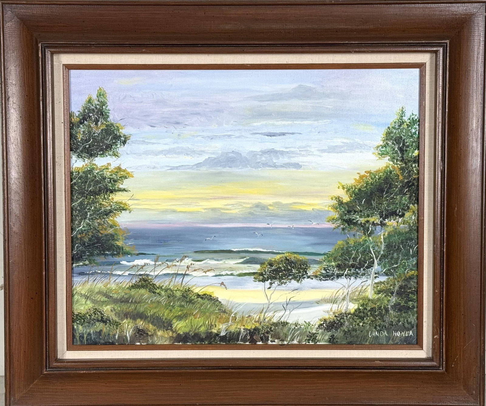 OCEAN SCENE PAINTING: OCEAN SCENE PAINTING Height: 23.5 in. by Width: 27 in.