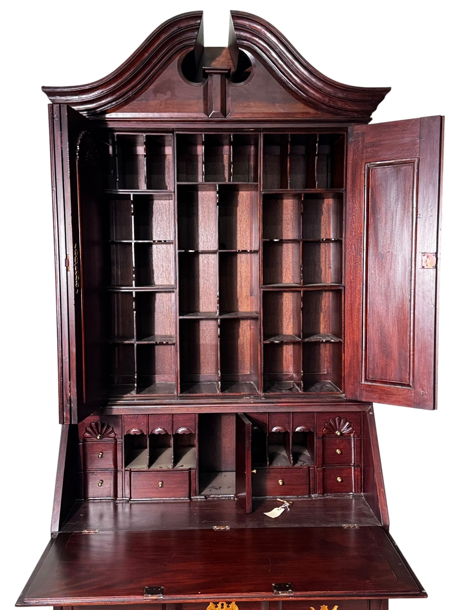 TOWNSAND-GODDARD STYLE SECRETARY BOOKCASE (1 of 5)