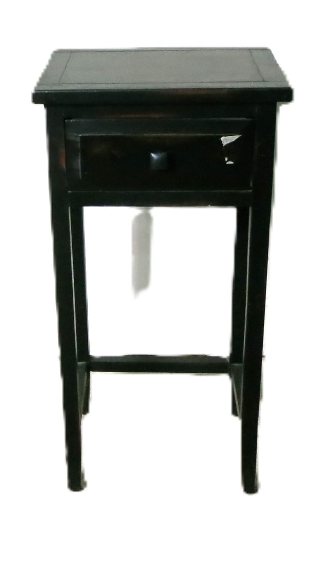 SMALL SIDE TABLE - 2