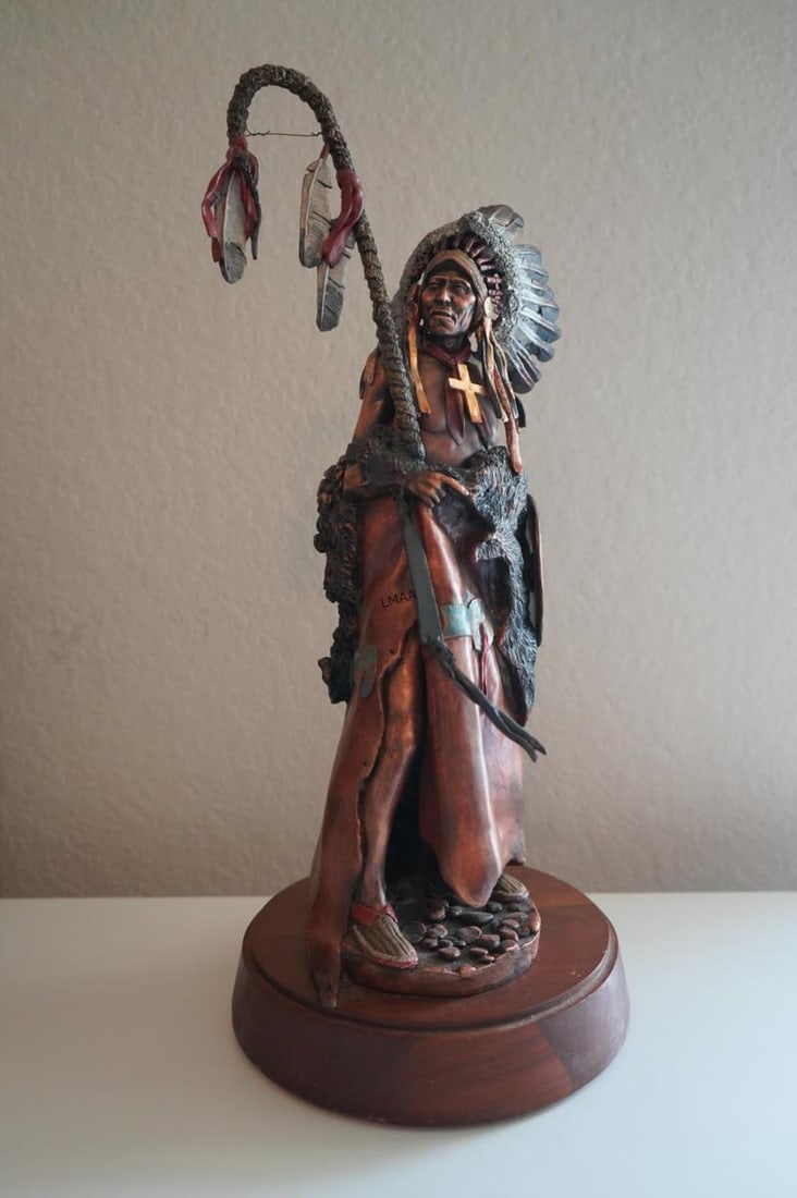 David Lemon "Spirit" Legends Legacy of the West: David Lemon "Spirit" Legends Legacy of the West 1995 #98 of 350 - Original wood base that spins. (32) Height: 18" in. by Width: 8"