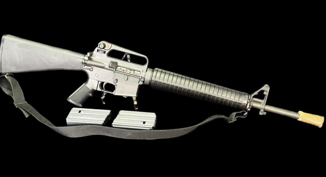 COLT AR-15 A2 HBAR SPORTER, CALIBER .223 (1 of 10)