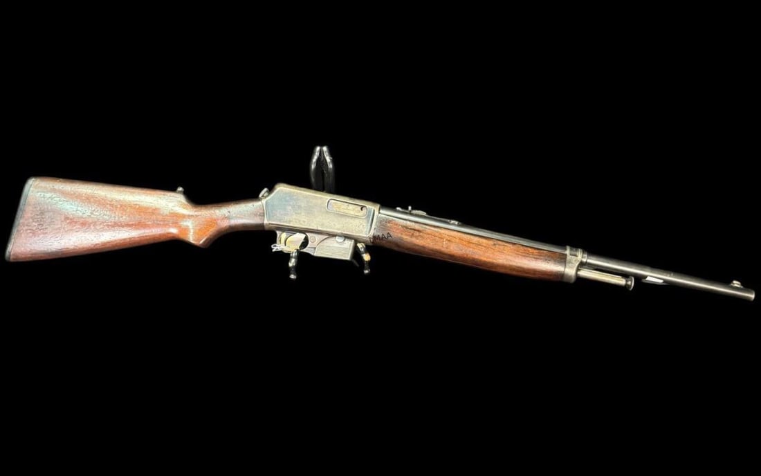 WINCHESTER 1907 S.L. 351 RIFLE (1 of 9)
