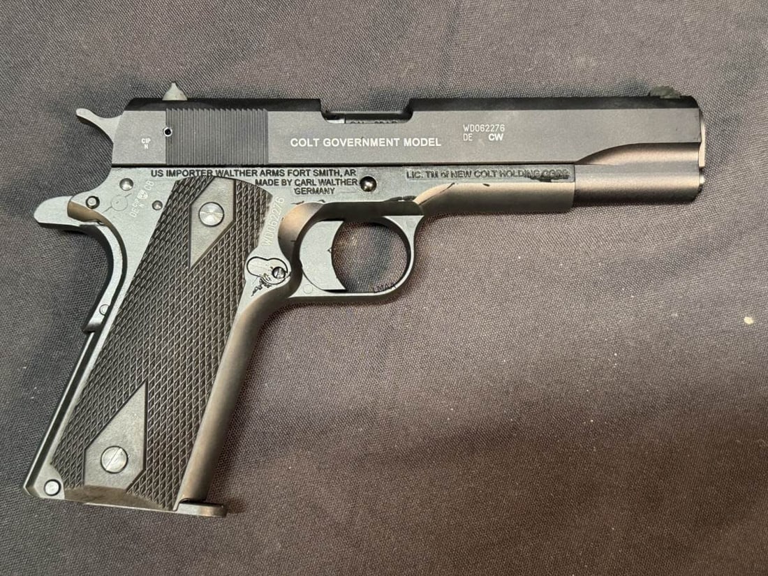 COLT GOVERNMENT MODEL 22LR PISTOL: COLT GOVERNMENT MODEL 22LR PISTOL.(29) SERIAL NUMBER WD062276 (L591)