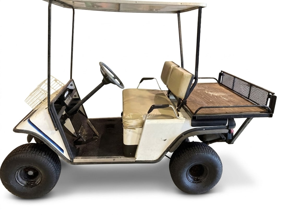 EZ GO LIFTED HUNTING BUGGY CART, ELECTRIC: EZ GO LIFTED HUNTING BUGGY CART, ELECTRIC WITH FLAT BED. LOCALLY AVAILABLE TO PREVIEW BY APPOINTMENT ONLY.
