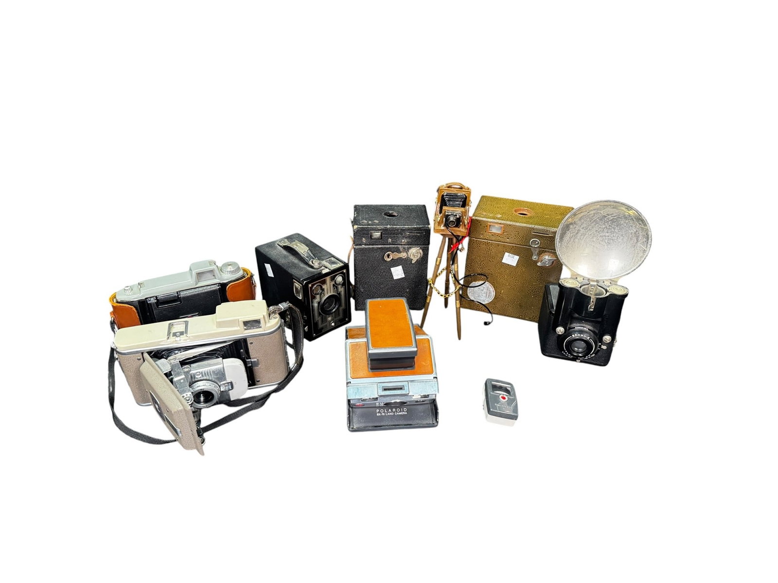 ANTIQUE CAMERA COLLECTION - 4