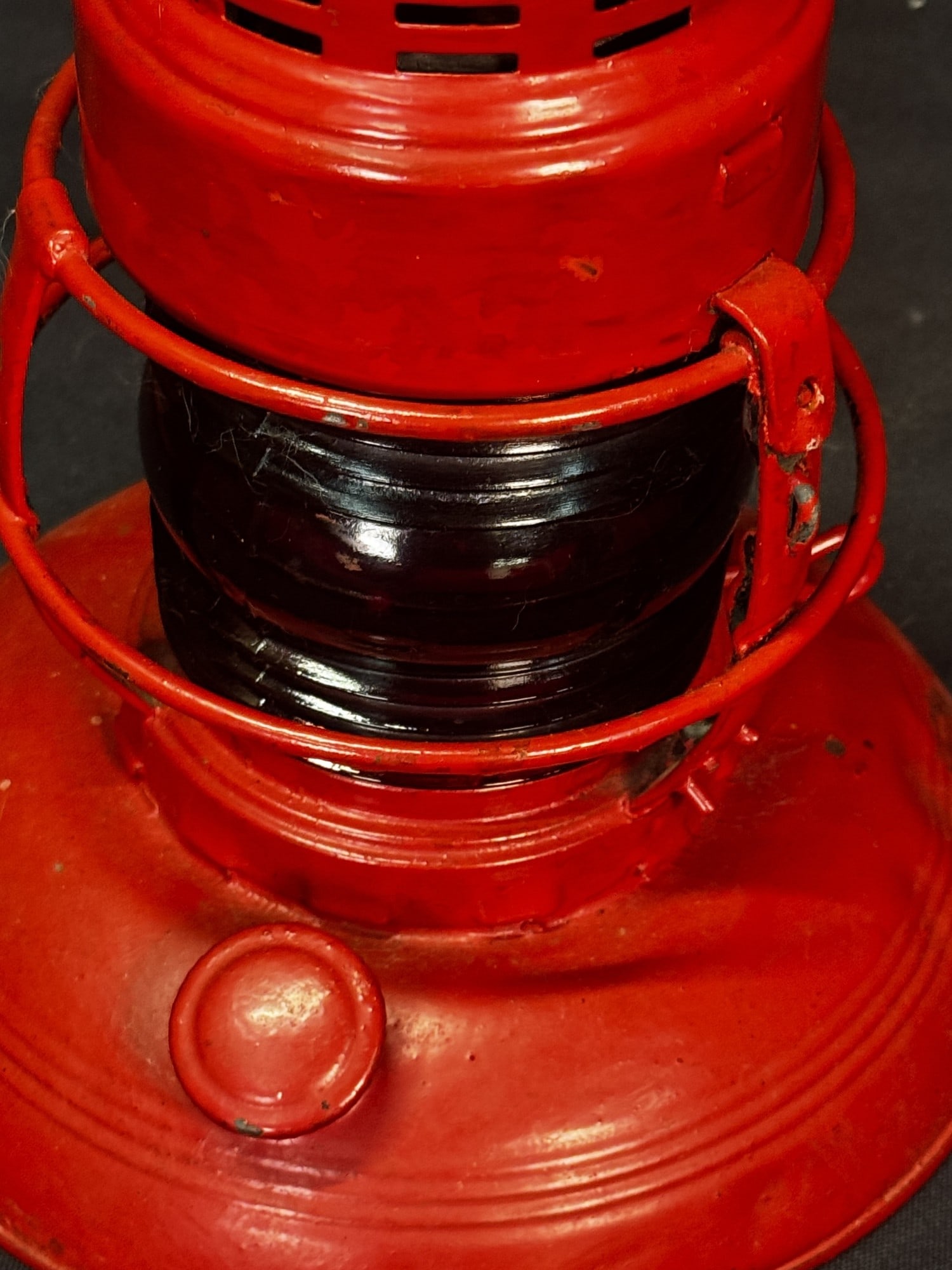 ANTIQUE RED LIGHT TRAIN LIGHT - 2