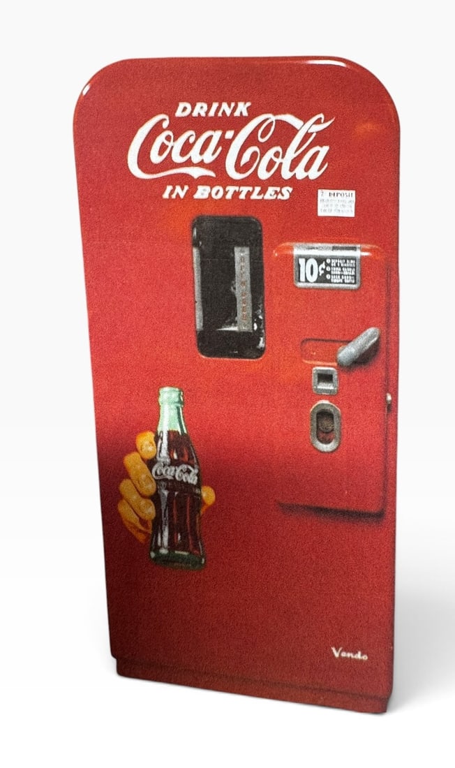 VINTAGE COKE MACHINE 10C SMALL BOTTLES (1 of 8)
