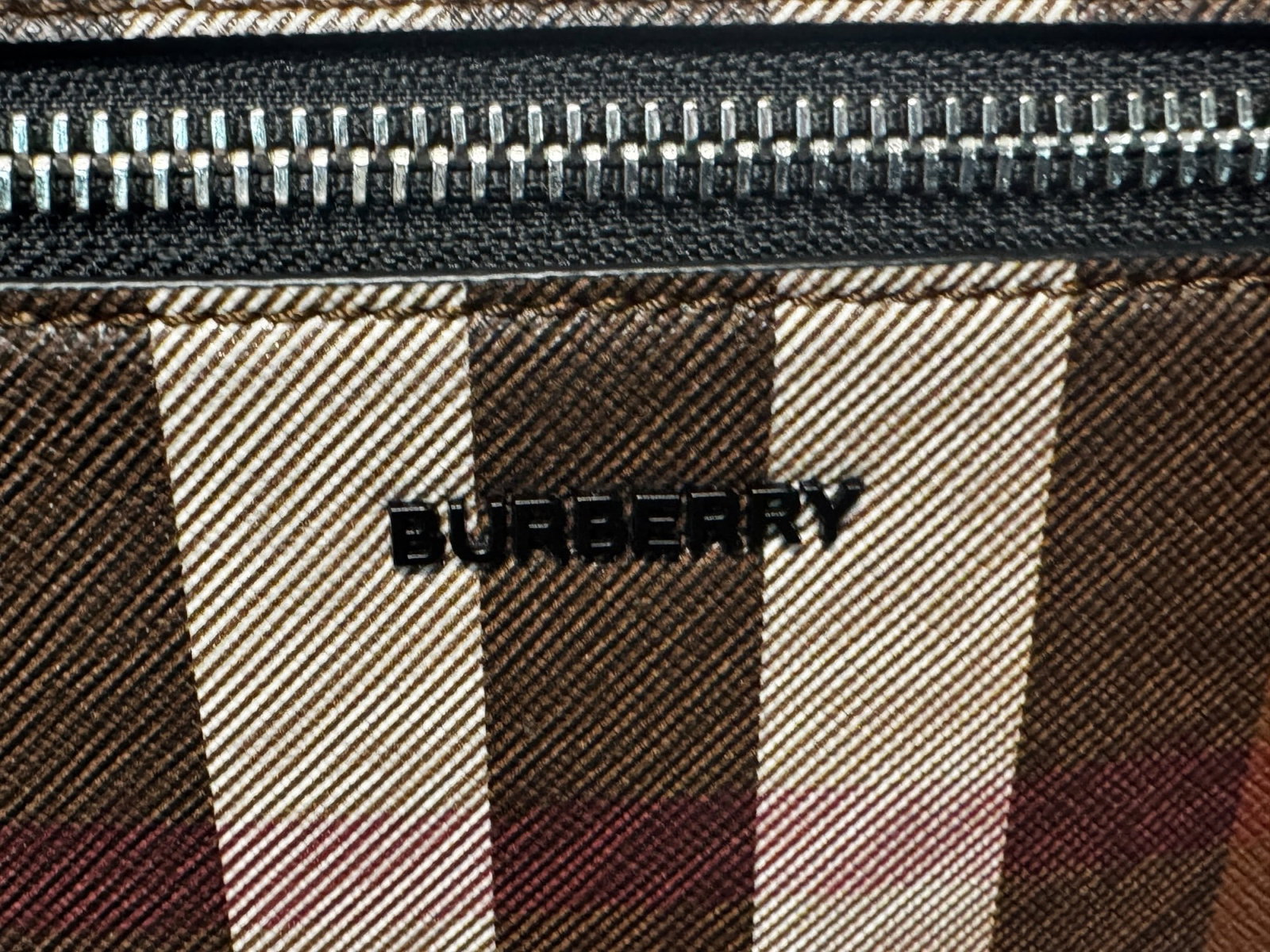 BURBERRY BACK PACK - 6