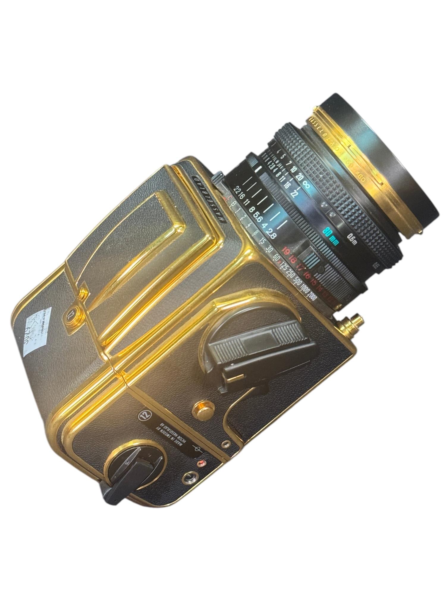 HASSELBLAD 2000FC/M 100 ANNIVERSARY GOLD MEDIUM (1 of 5)