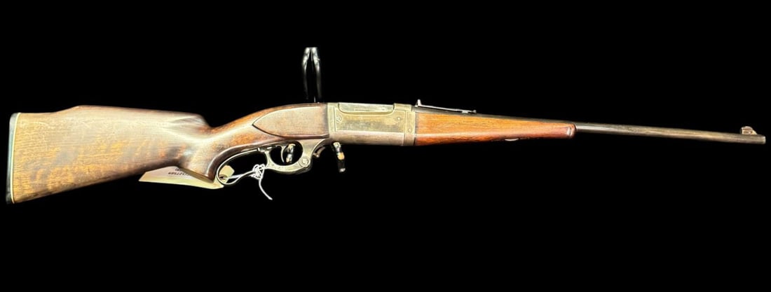 SAVAGE 1899 250-3000 TAKEDOWN LEVER ACTION RIFLE.: SAVAGE 1899 250-3000 TAKEDOWN LEVER ACTION RIFLE. Cal. 250-3000. Originally mfg. 1919. Bbl. 22". Replacement blade front sight & elevator rear sight.. Rotary action w/ cartridge counter, cocking