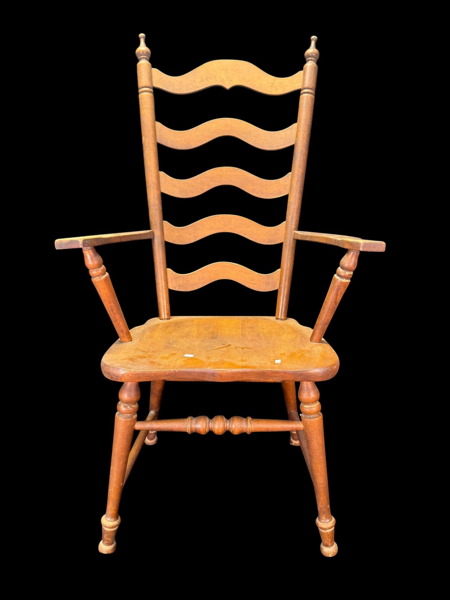 SET OF 6 AMERICAN COLONIAL REVIVAL DINING CHAIRS (1 of 8)