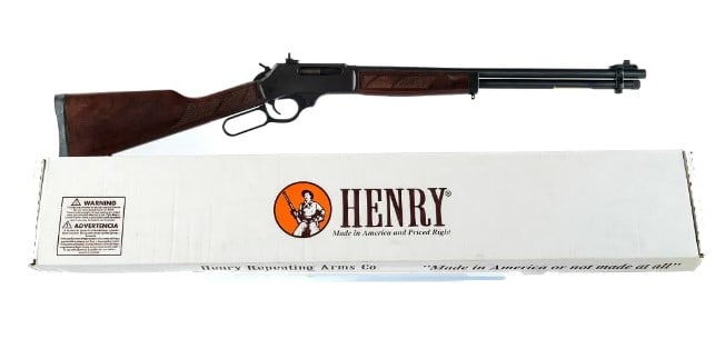 Henry H009 .30-30 Win Lever Action Rifle: Henry Model H009 in 30-30 Winchester with a five round capacity and a 20" barrel. Rubber butt pad. Checkered wood stock and front forend. Blued hand lever, trigger, hammer, magazine tube and barrel. M