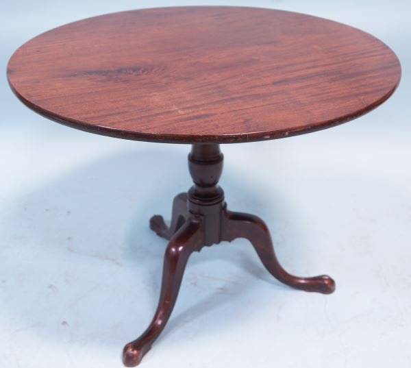 18th CENTURY CHIPPENDALE MAHOGANY TILT TOP TABLE: 18th CENTURY CHIPPENDALE MAHOGANY TILT TOP TABLE. CIRCA 1790. PROVENANCE: FROM THE FULBRIGHT & JAWORSKI COLLECTION. Height: 27 3/8 in. by Width: 45 in.