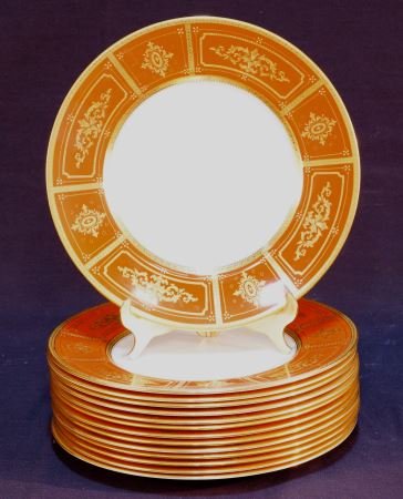 LOT OF FOURTEEN MINTON BONE CHINA PLATES, LONDON: LOT OF FOURTEEN MINTON BONE CHINA PLATES, LONDON. Height: 1 in. by Width: 10 1/2 in.