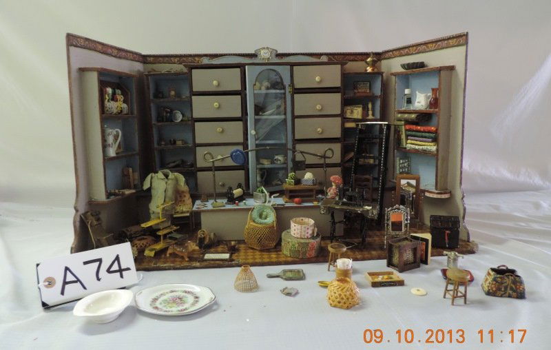 Few of a kind Diorama “Fabric Shop” with furnish.: Few of a kind Diorama “Fabric Shop” with all the furnishings. A74