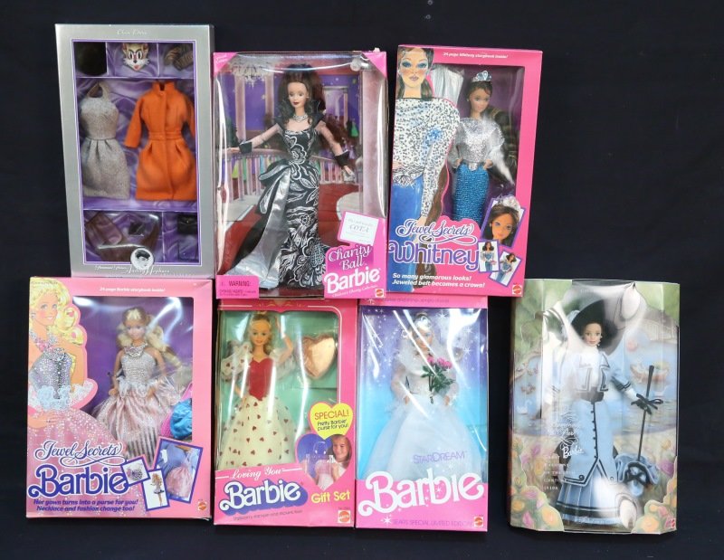 LOT OF 7 BARBIE DOLLS: LOT OF 7 BARBIE DOLLS. STAR DREAM BARBIE, LOVING YOU BARBIE, JEWEL SECRETS BARBIE, CHARITY BALL BARBIE, JEWEL SECRETS WHITNEY, AUDREY HEPBURN COLLECTION ACCESSORIES.