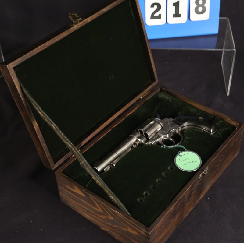 COLT DA 38: COLT DA 38 CALIBER: 38 SERIAL NUMBER: 84786