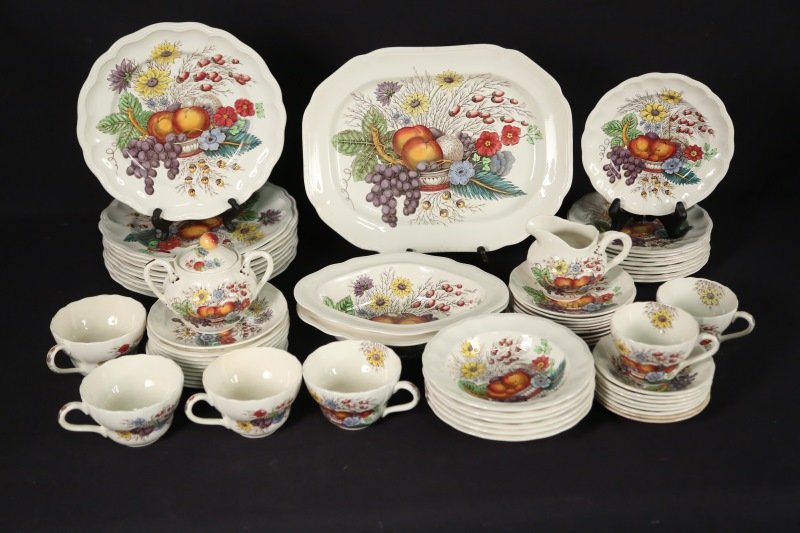 19th CENTURY COPELAND SPODE REYNOLDS CHINA SET: 70-PIECE 19th CENTURY COPELAND SPODE REYNOLDS CHINA SET. Height: 2 1/2 in. by Width: 10 in. by Depth: 8 in.
