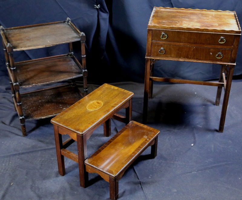LOT OF 2 SIDE TABLES & STEP STOOL (1 of 1)