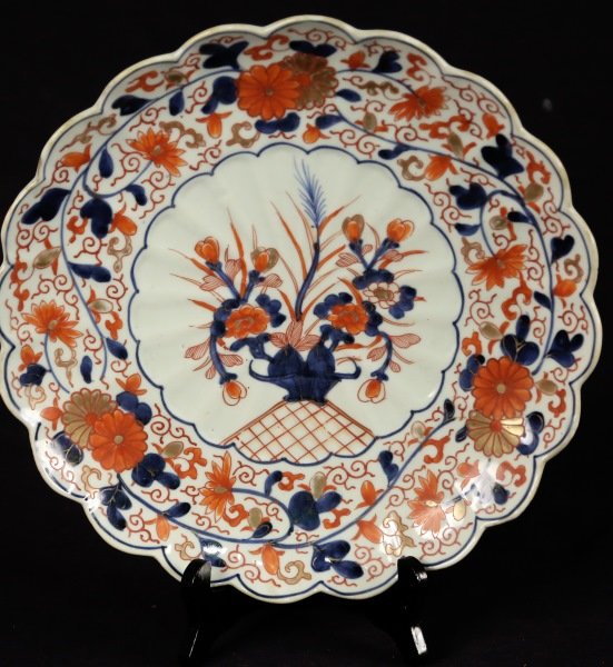 ANTIQUE JAPANESE IMARI PLATE: ANTIQUE JAPANESE IMARI PLATE. Height: 2 in. by Width: 12 in. by Depth: 12 in.