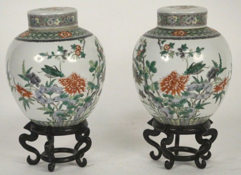 PAIR OF 19th CENTURY FAMILLE VERTE LIDDED JARS (1 of 3)
