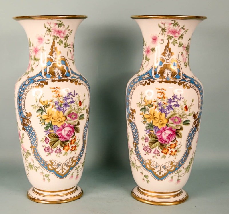 PAIR PORCELAIN IN THE FRENCH TASTE VASES (1 of 3)
