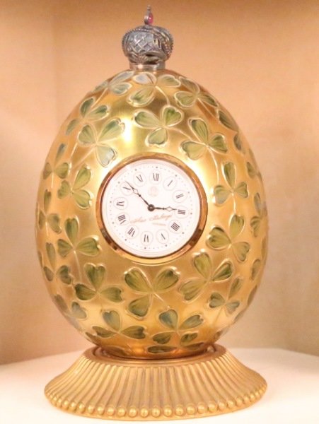 THEO FABERGE "THE CLOVER EGG" IN 24% LEAD CRYSTAL: THEO FABERGE "THE CLOVER EGG" IN 24% LEAD CRYSTAL AND HAND PAINTED WITH GLASS ENAMEL AND 23 KARAT GOLD. Height: 5 3/4 in. by Width: 3 in. by Depth: 3 in.