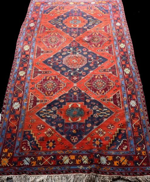 HAND WOVEN PERSIAN MALAYER RUG (1 of 3)