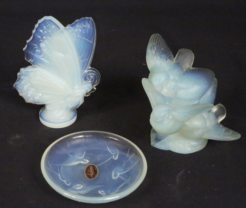 THREE-PIECE LOT OF SABINO ART GLASS (1 of 3)