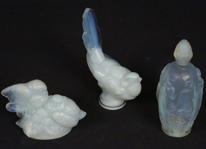 THREE-PIECE LOT OF SABINO ART GLASS (1 of 4)