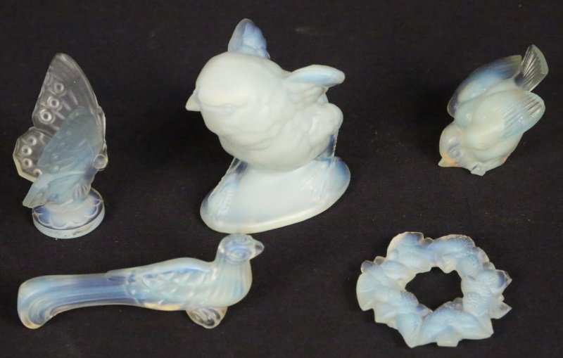 FIVE PIECE LOT OF SABINO GLASS ANIMALS (1 of 2)