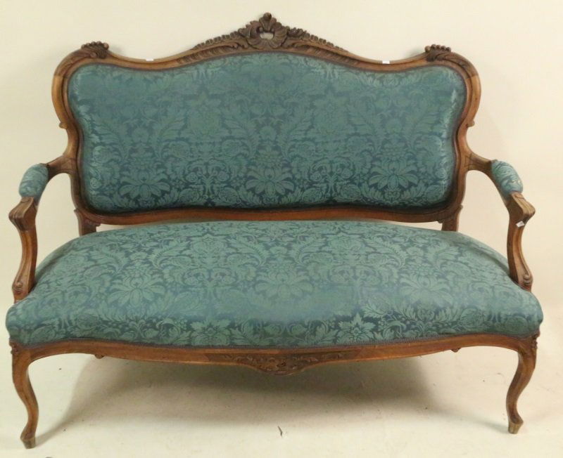 SETTEE & TWO CHAIRS (1 of 7)