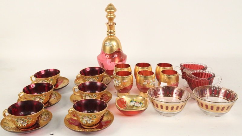 MIXED LOT OF 24 GLASS PIECES (1 of 1)