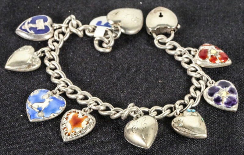 "STERLING SILVER" ANTIQUE HEART BRACELET (1 of 3)
