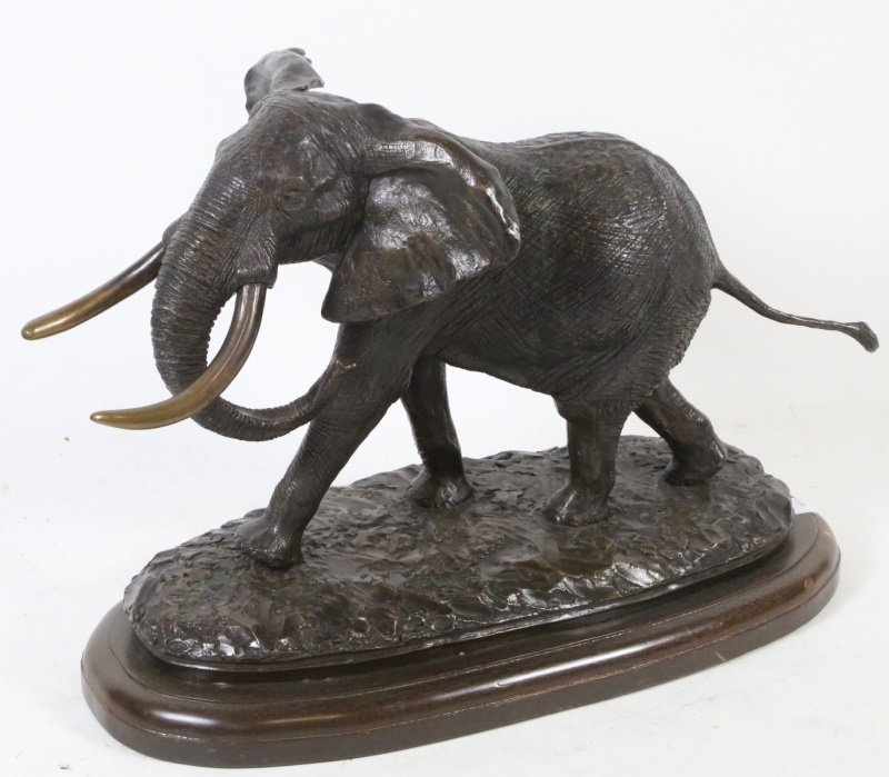 ROBERT GLEN BRONZE ELEPHANT SCULPTURE, 1980, 7/10