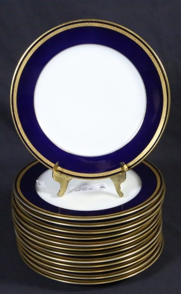 LOT OF 13 LORENZ HUTSCHENREUTHER PLATES (1 of 3)