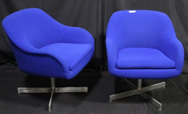 PAIR OF MID-CENTURY MODERN TULIP STYLE CHAIRS (1 of 4)
