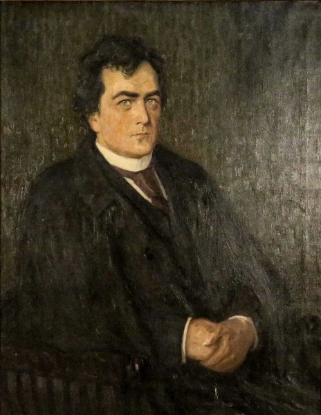 VICTORIAN PORTRAIT OF A GENTLEMAN OIL ON CANVAS (1 of 3)