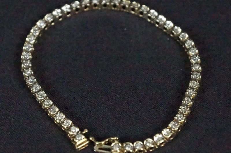 "10KT" TWO-TONE GOLD DIAMOND TENNIS BRACELET (1 of 3)