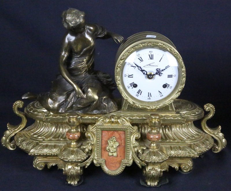 19th CENTURY STYLE REPRODUCTION BRASS MANTEL CLOCK (1 of 3)