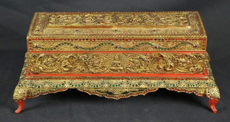 PAINTED & GILDED ASIAN BOX (1 of 4)