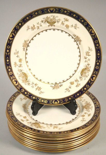 SET OF 11 MINTON "DYNASTY" PLATES: SET OF 11 MINTON "DYNASTY" PLATES. in. by Width: 11 in. by Depth: 11 in.
