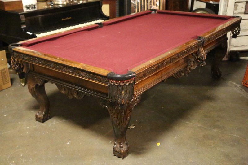 VINTAGE POOL TABLE & POOL CUE RACK: VINTAGE POOL TABLE & POOL CUE RACK. (61X27X5') Height: 33 in. by Width: 111 in. by Depth: 56 in.