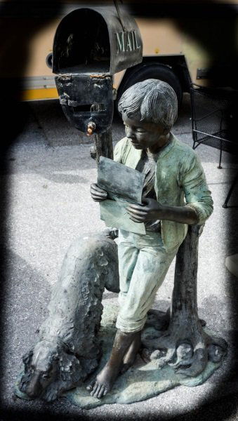 BRONZE MAIL BOX OF A YOUNG BOY  AND HIS DOG (1 of 4)