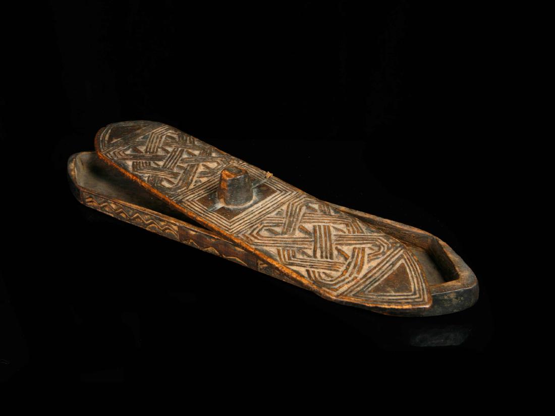 Kuba-Rotholzpulver-Deckeldose / Kuba Lidded Box (1 of 5)