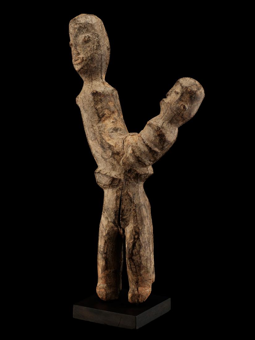 Figur, "bateba" (1 of 3)