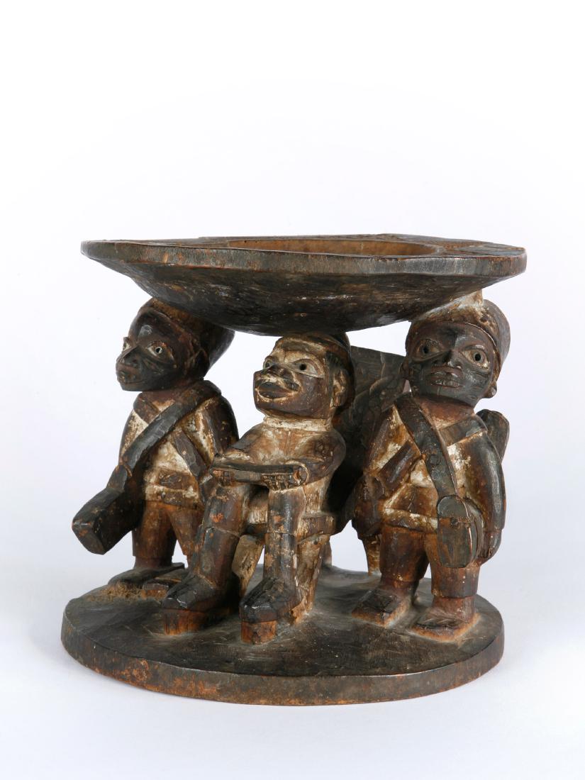 Orakelschale, "agere ifa" (1 of 10)