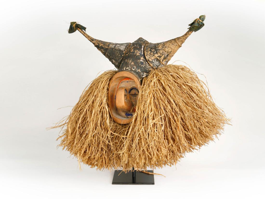 Maske, "kholuka" (1 of 7)