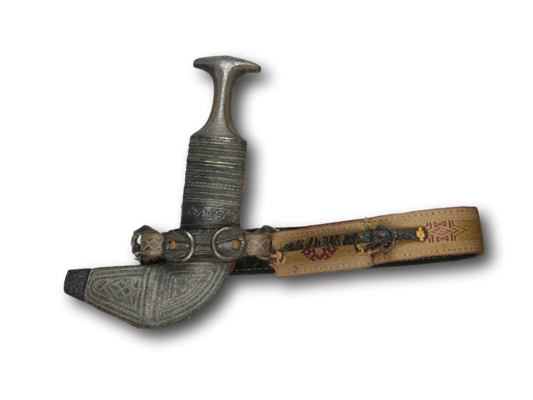 Krummdolch mit Scheide und Gürtel, "Jambia" (1 of 3)