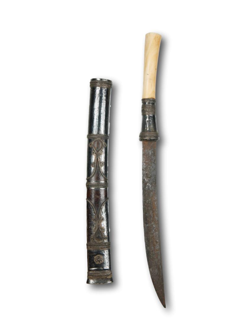 Schwert mit Scheide, "Dha" (1 of 4)